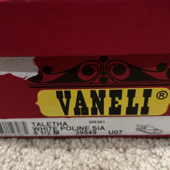 Vaneli Women’s Sandals - Picture 3 of 6